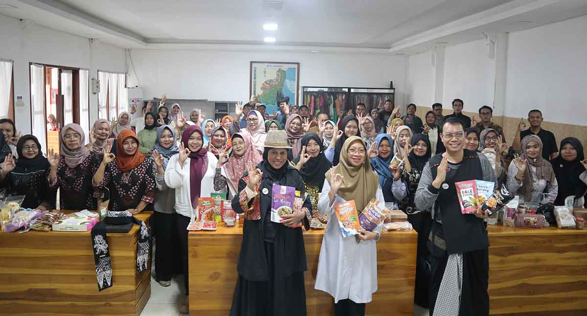 Peluncuran program pelatihan UMKM Tumbuh Bersama di Banyuwangi.