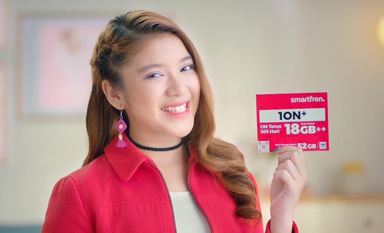 Tiara Indonesian Idol bersama Smartfren ajak warganet internetan tanpa waswas.