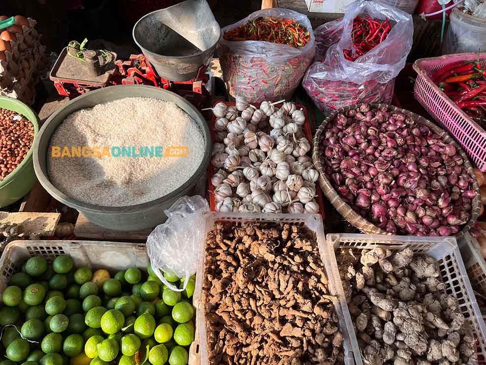 Daftar Harga Sembako Jatim 10 Desember 2025: Cabai Rawit Rp78.446/kg, Beras Medium Rp12.847/kg