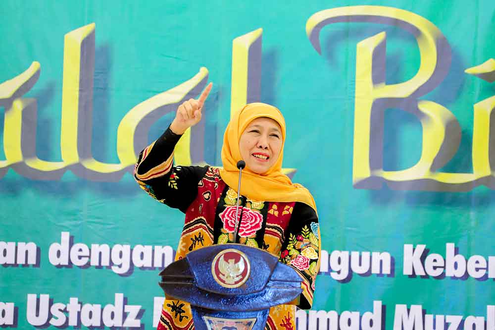 Gubernur Jatim Sebut Notaris dan PPAT Punya Peran Strategis untuk Jamin Kepastian Hukum Masyarakat