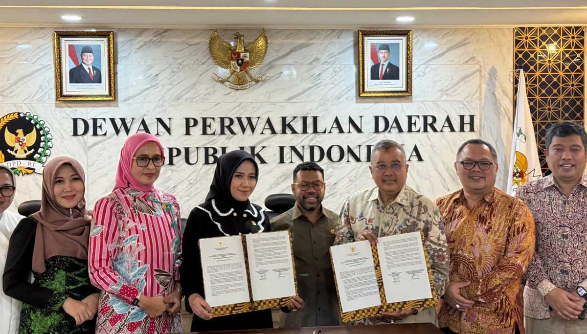 Anggota DPD RI asal Jawa Timur, Lia Istifhama atau yang akrab disapa Ning LIa, usai rapat dengar pendapat dengan BPKH.