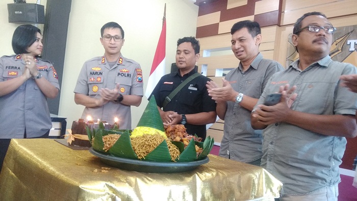 Kapolres AKBP Harun saat acara tasyakuran HPN 2020.
