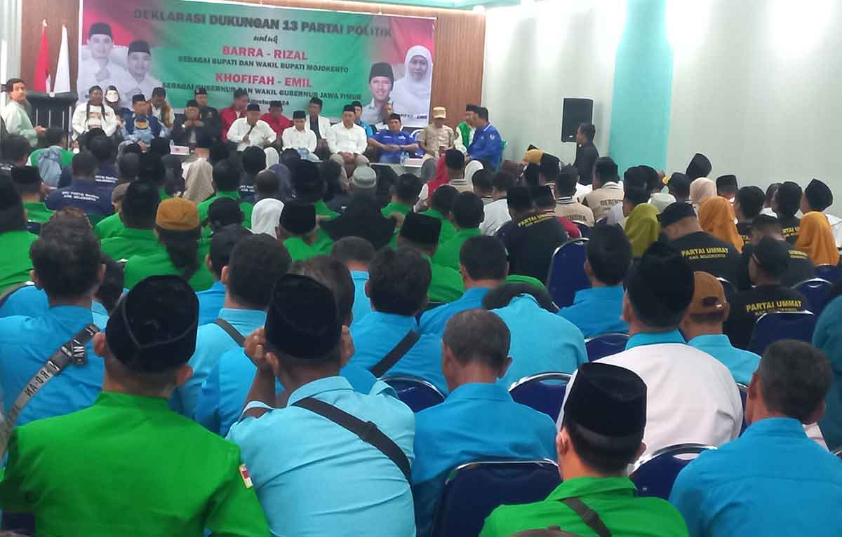 Kiai Asep saat memberi arahan terkait Pilkada 2024 di Kabupaten Mojokerto.