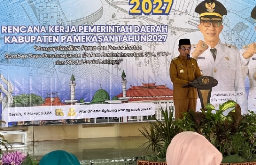 Bupati Pamekasan, Kholilurahman saat memberi sambutan