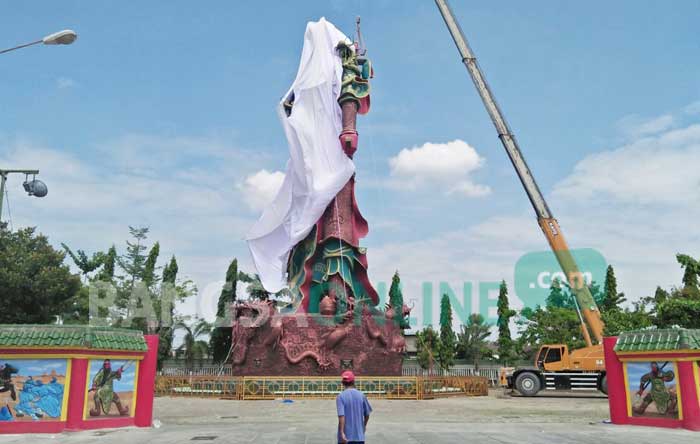 Jadi Kontroversi, Patung Dewa Perang Kong Co Kwan Sing Tee Koen Ditutup Kain