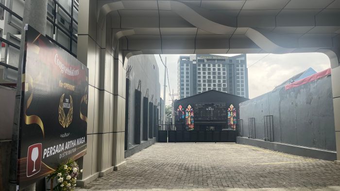 The Souls Bar & Night Club yang berlokasi di Jalan Laksda Adi Sucipto No. 94 Kota Malang
