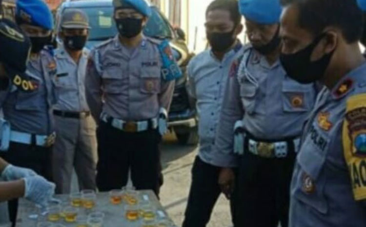 Antisipasi Paparan Narkoba, Kapolres Sampang Wajibkan Anggotanya Dites Urine