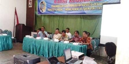 Suasana sosialisasi terkait dana untuk desa. Foto: agus supriyanto/BANGSAONLINE