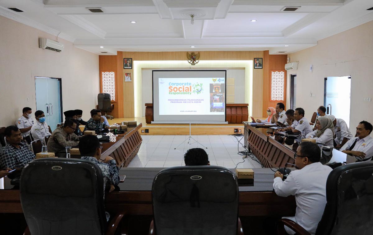 Komisi B DPRD Kabupaten Bojonegoro saat diterima Bappeda Kota Kediri. Foto: Ist.