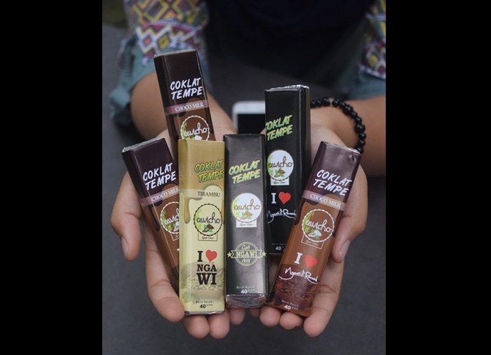 Keripik tempe rasa coklat yang inovatif dan isnspiratif ini rencananya akan dijadikan penganan khas Ngawi dengan nama Ngawi Choco (Awicho).