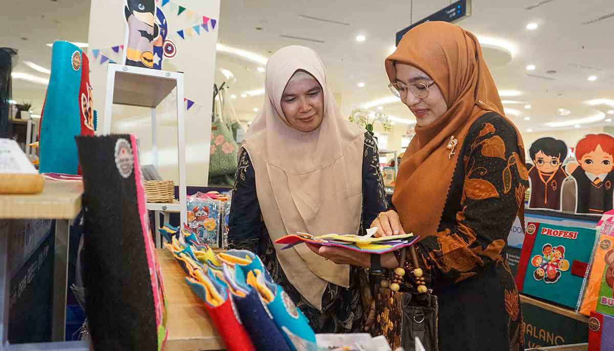 Tampil di MBF 2025, Ketua Dekranasda Kota Pasuruan Dorong Ekonomi Kreatif Syariah