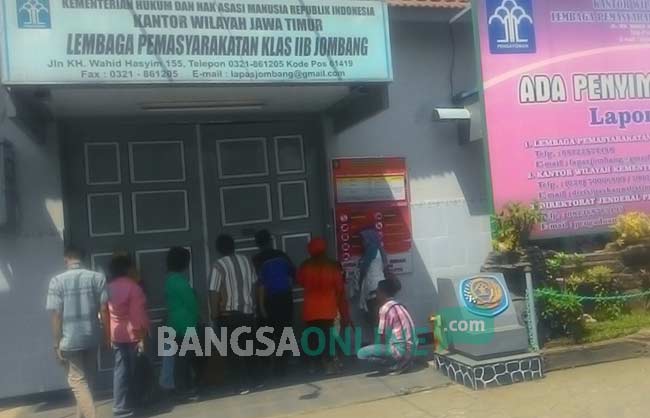 Lapas llB Jombang. foto: rony suhartomo/ BANGSAONLINE