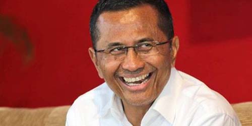 Dahlan Iskan. foto: maxmanroe.com
