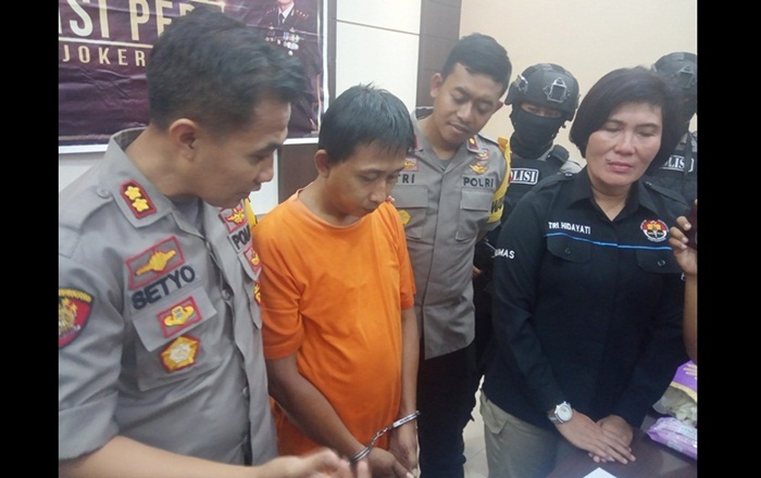 Suka Pamer 
