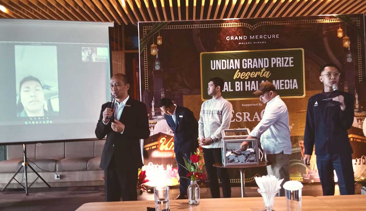 Agustinus Siswanto, pemenang umrah gratis dari Grand Mercure Malang Mirama.