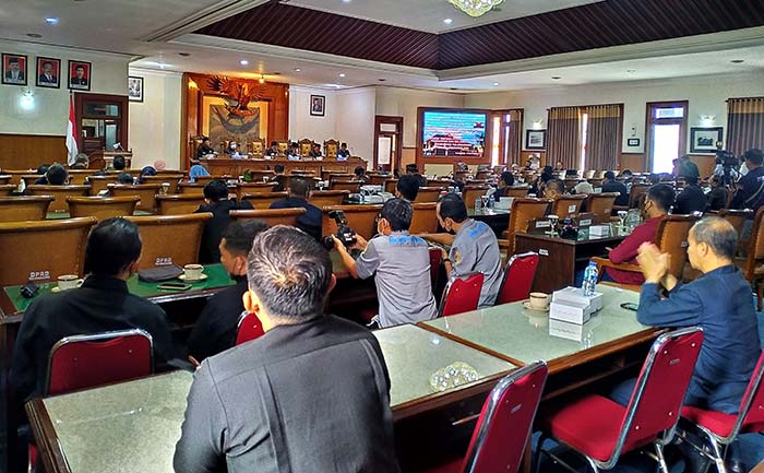 Berikut Hasil Sidang Paripurna Persetujuan Penetapan Perubahan APBD Tulungagung 2022