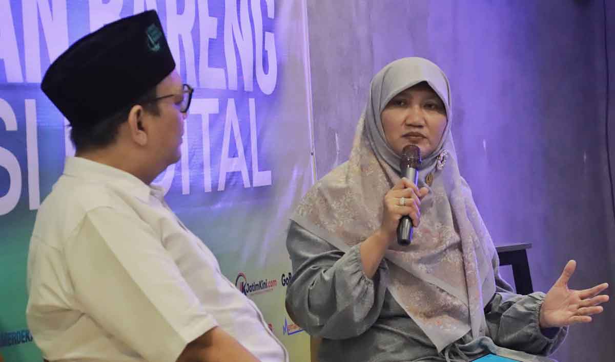 Ketua Fraksi PKS DPRD Jatim saat mengungkapkan pentingnya literasi media di era digital.